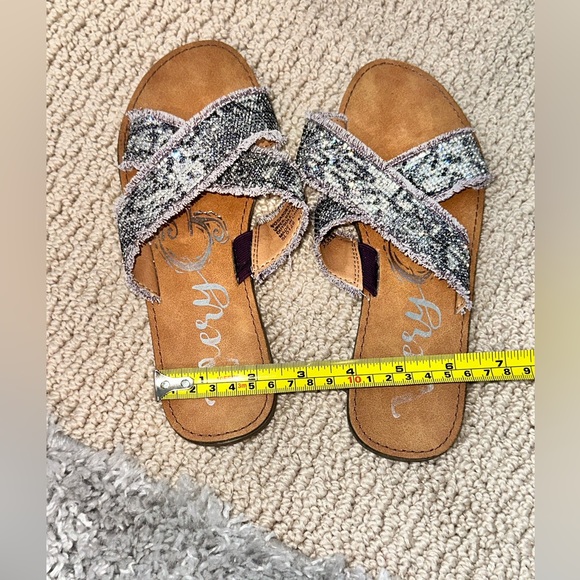 Womens size 6 sparkle sandals slip ons silver and brown flip flops - Picture 6 of 8